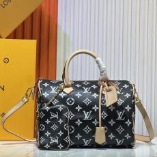 Louis Vuitton Speedy Bags